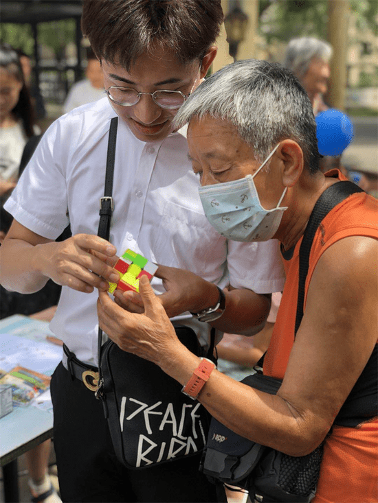 魔方社區(qū)最新動(dòng)態(tài)與全方位指南，玩轉(zhuǎn)魔方，技能提升——針對(duì)初學(xué)者與進(jìn)階用戶的建議