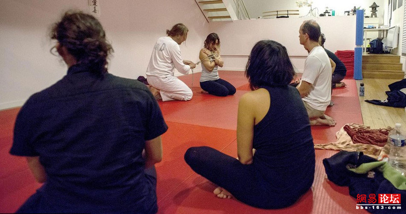 繩虐網(wǎng)網(wǎng)最新動態(tài)，變化中的學習之旅，自信與成就感的源泉