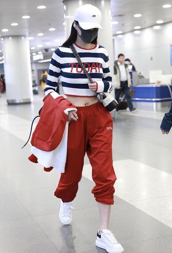 最新穿臍環(huán)時尚，你的個性之選！