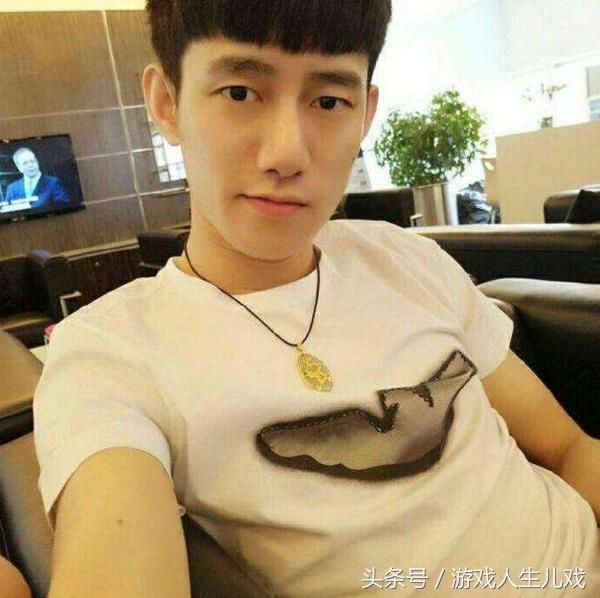 阿哲最新動(dòng)態(tài)揭秘，探索前沿，潮流引領(lǐng)者