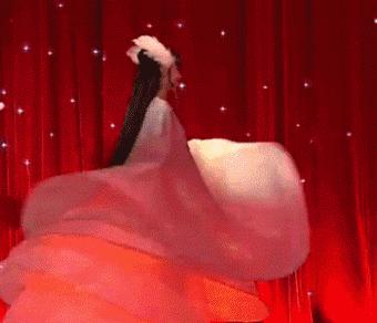 小彩旗的最新圖片，展現(xiàn)學(xué)習(xí)之旅中的成長(zhǎng)與自信之源