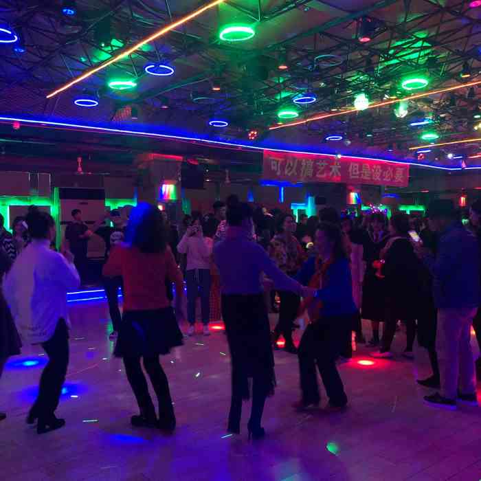 最新上海舞廳地址匯總，舞動魔都的熱門場所揭秘