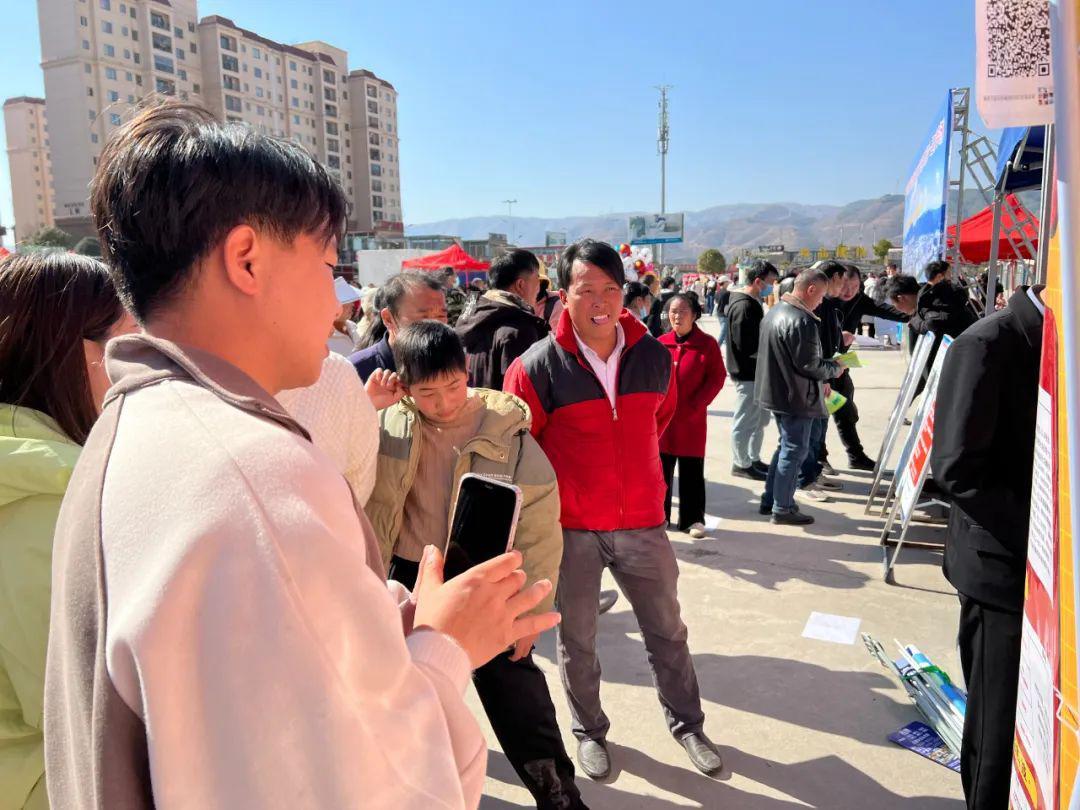 新邵最新招工熱潮，時(shí)代脈搏與地方繁榮的交織