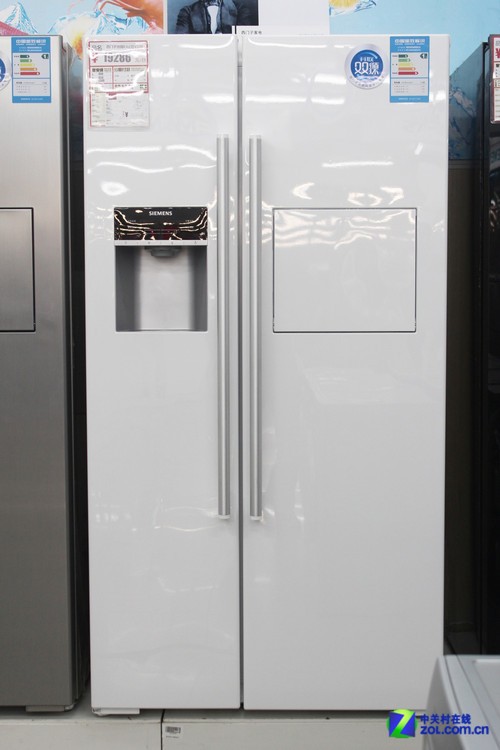 西門子全新智能冰箱，冷藏新體驗，智能科技引領未來 ???