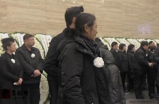 趙忠祥最新消息，科技巨頭引領(lǐng)潮流，全新高科技產(chǎn)品亮相舞臺