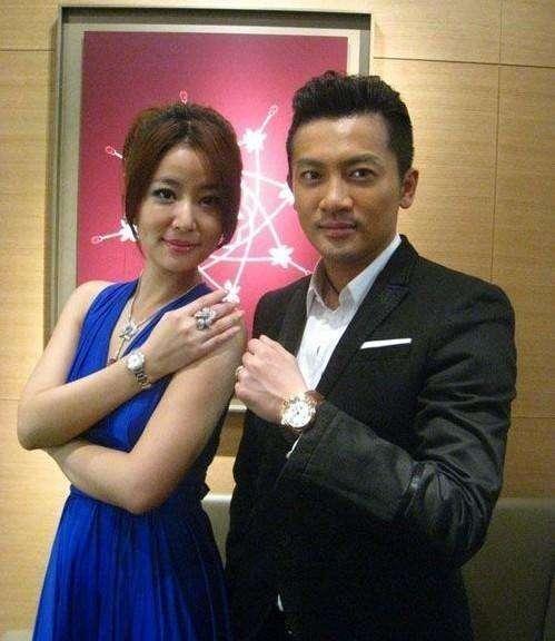 蘇有朋女友最新動態(tài)曝光，甜蜜戀情再添新篇章???