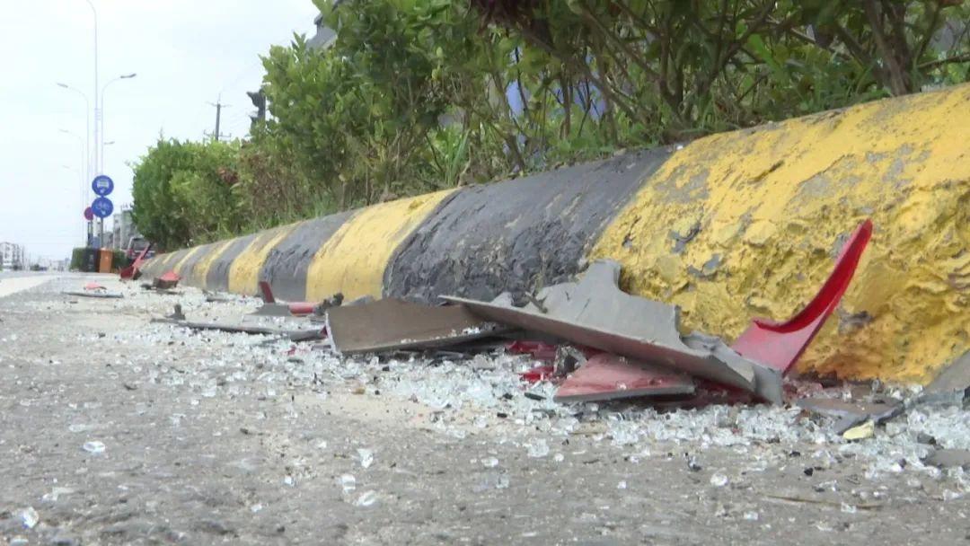 江蘇海門最新車禍?zhǔn)录?，深度分析與個(gè)人觀點(diǎn)標(biāo)題建議，江蘇海門車禍?zhǔn)录钚逻M(jìn)展及深度分析觀察。