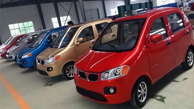 最新款老年代步車圖片，交通工具的革新與爭(zhēng)議熱議焦點(diǎn)