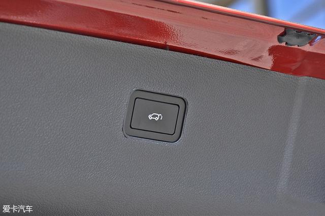 最新比速T5試駕體驗(yàn)，駕馭變化，自信與學(xué)習(xí)同行視頻