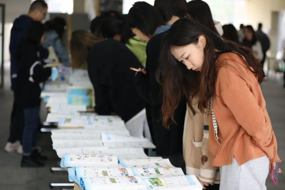 互動作業(yè)最新版本下載指南，輕松獲取最新學習資源