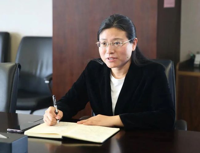 中石油方朝亮，石油傳奇的日常與最新動(dòng)態(tài)