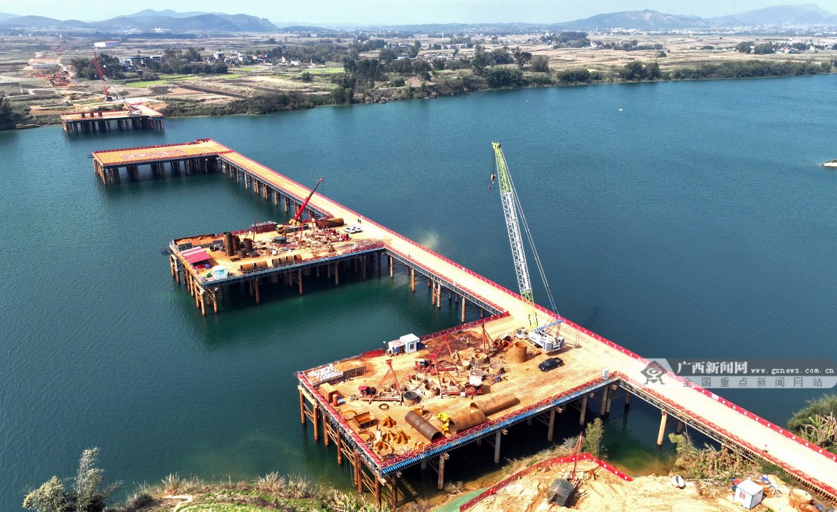 二塘大橋最新動態(tài)，7月自然美景探索之旅的心靈覺醒