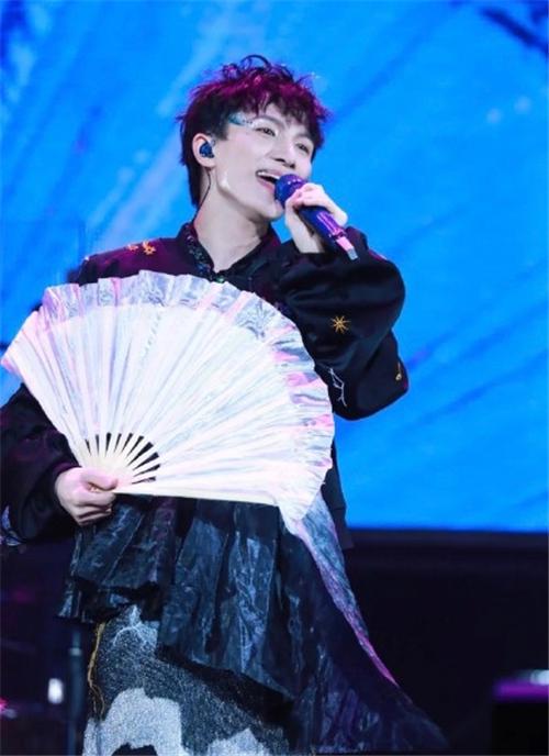 火花最新歌曲，自然美景之旅，探尋內(nèi)心的平和寧靜