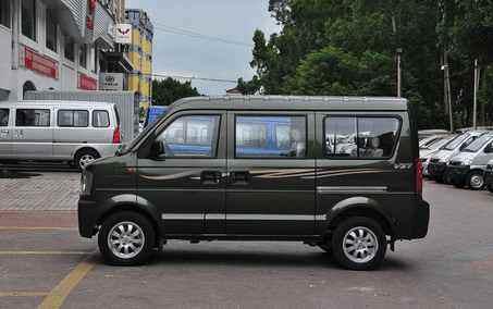 最新五菱越野，突破傳統(tǒng)還是市場(chǎng)挑戰(zhàn)的挑戰(zhàn)者？