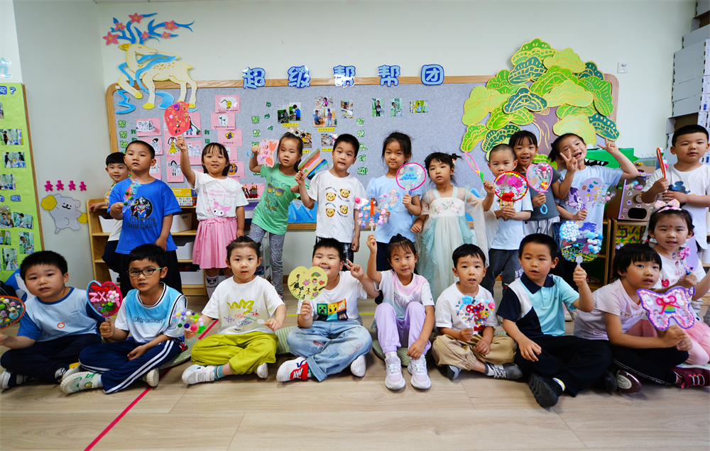 親子活動最新進展及其影響，回溯最新動態(tài)與啟示