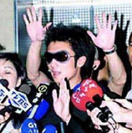 科技力量重塑明星形象，全新智能科技產(chǎn)品介紹