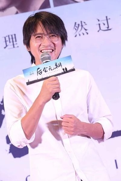 韓寒導(dǎo)演的電影探秘，小巷深處的電影情懷與獨(dú)特小店