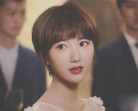 最新網紅短發(fā)造型詳解，時尚短發(fā)打造步驟指南與照片參考