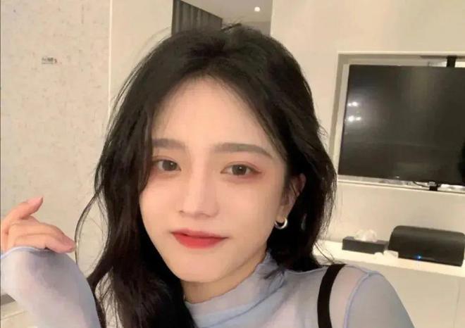 最新長發(fā)美女視頻，心靈與自然的絕美之旅