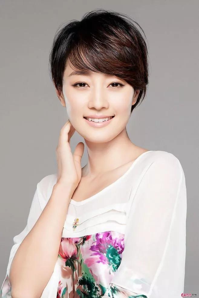 十大女明星傳奇星途，閃耀人生的傳奇故事