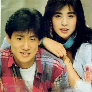 揭秘明星背后的故事，光環(huán)下的真實身份?