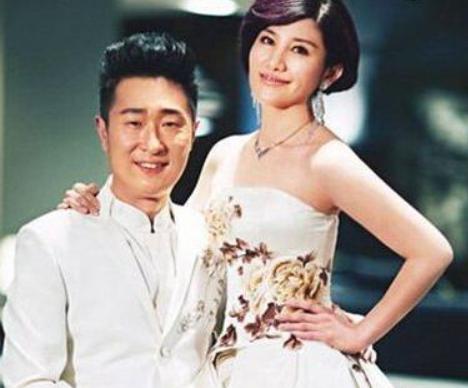 眼睛迷人的男明星魅力無(wú)法抗拒！??