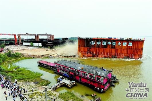 楊泗港長江大橋最新動態(tài)，全面指南與詳細(xì)步驟解讀