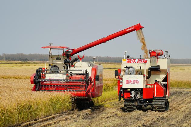 最新農(nóng)業(yè)機(jī)械探秘，小巷深處的農(nóng)業(yè)黑科技揭秘