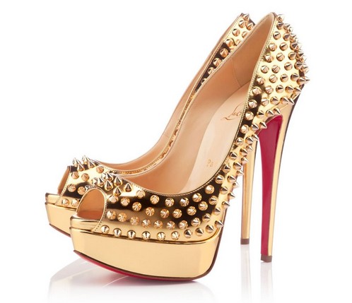 最新鞋業(yè)加盟資訊大揭秘，加盟趨勢(shì)、熱門品牌一網(wǎng)打盡！