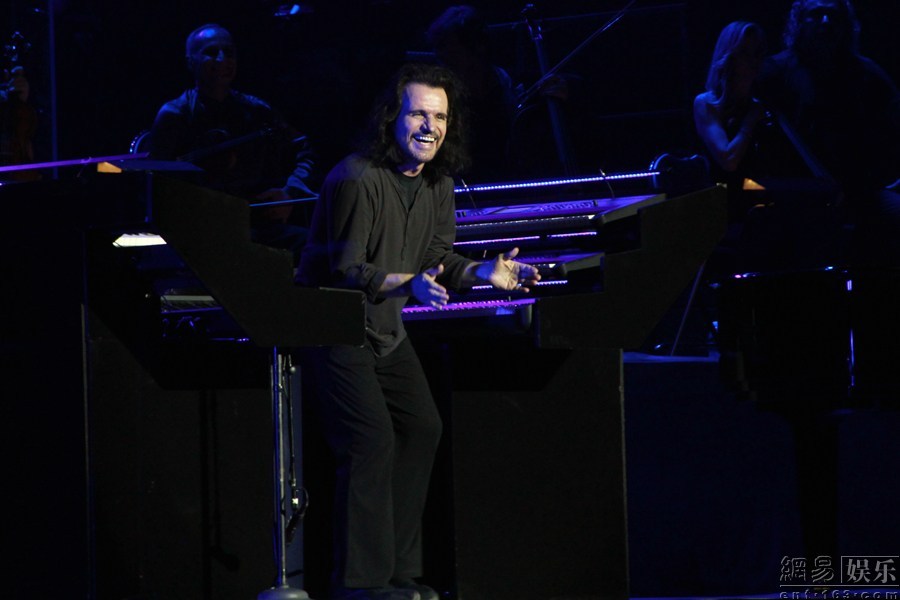 雅尼最新音樂專輯，音樂之家的溫馨日常之旅