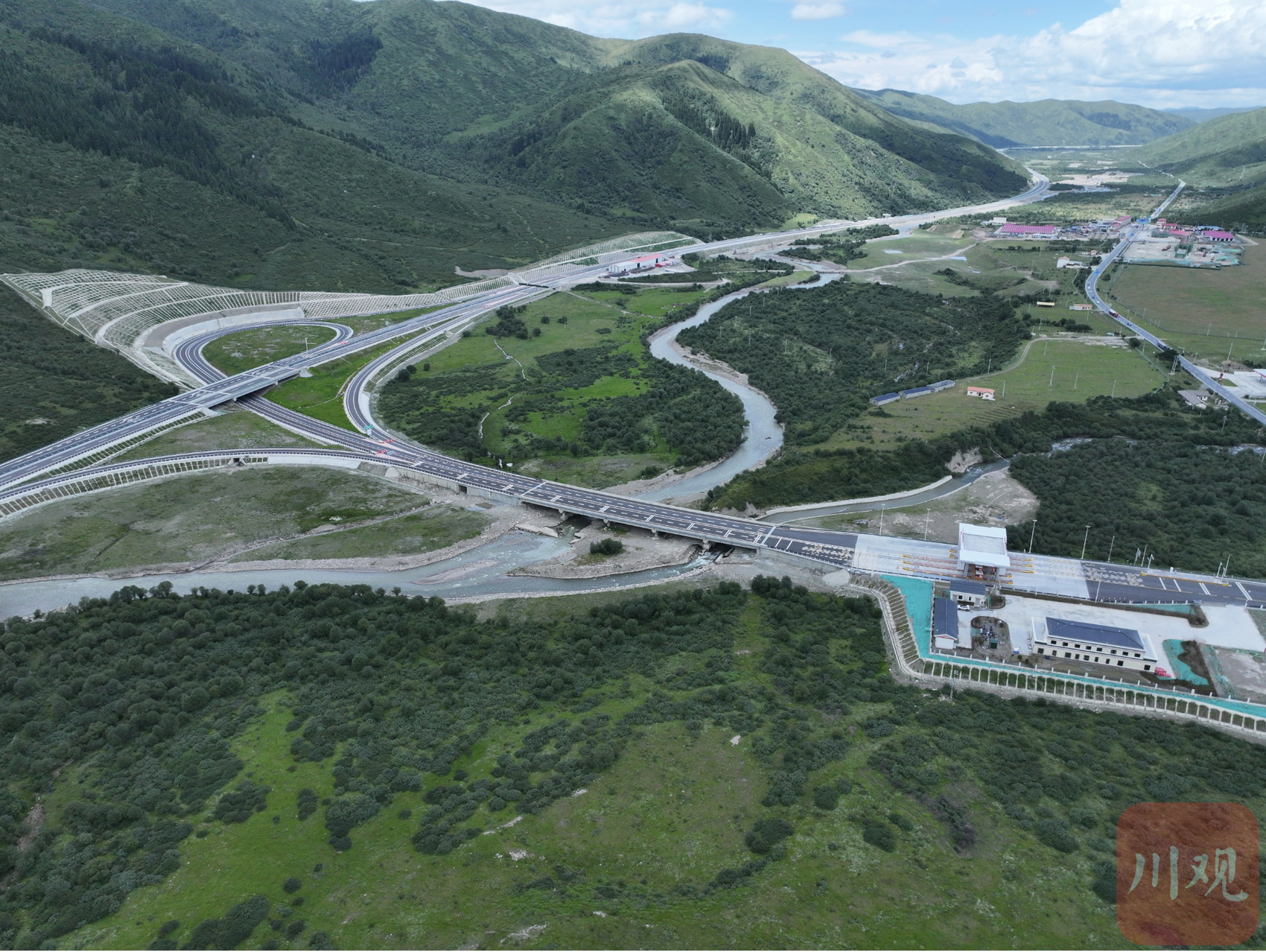川藏高速最新進(jìn)展，一路向前，成就夢想的賽道之路