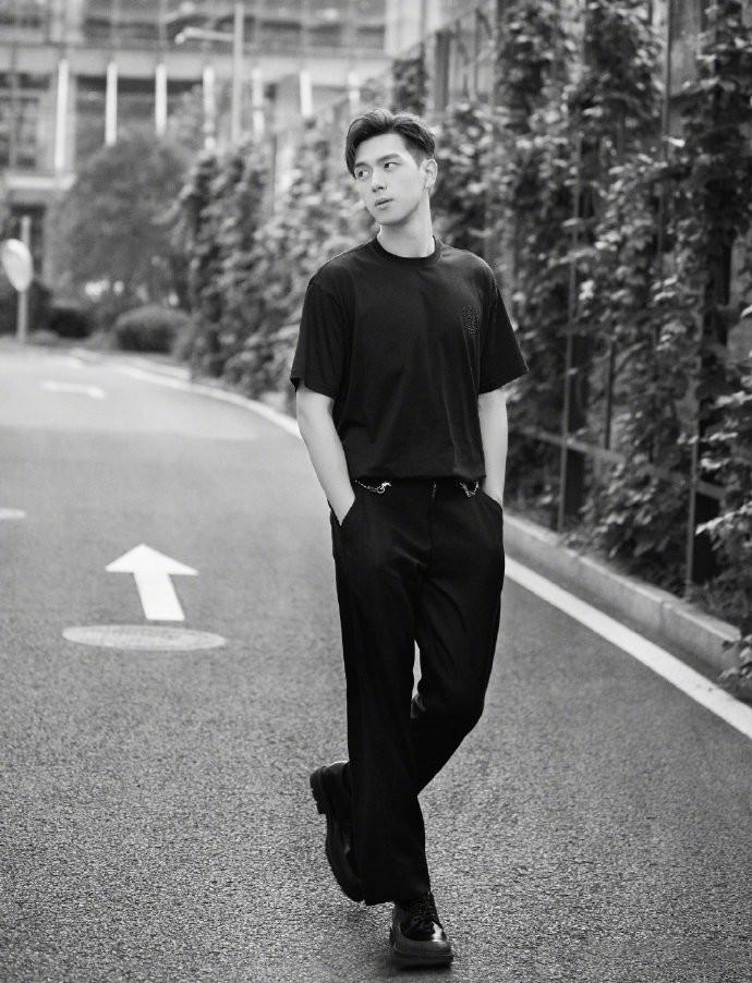 最新外劇盤點，勵志之旅啟程，展現(xiàn)變化中的自信與成就感！