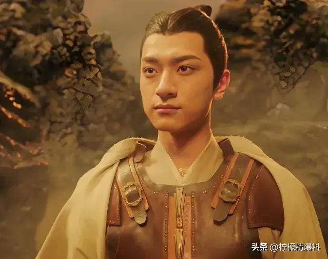 最新搞笑丑男大盤點(diǎn)，日常笑料背后的真摯友情故事