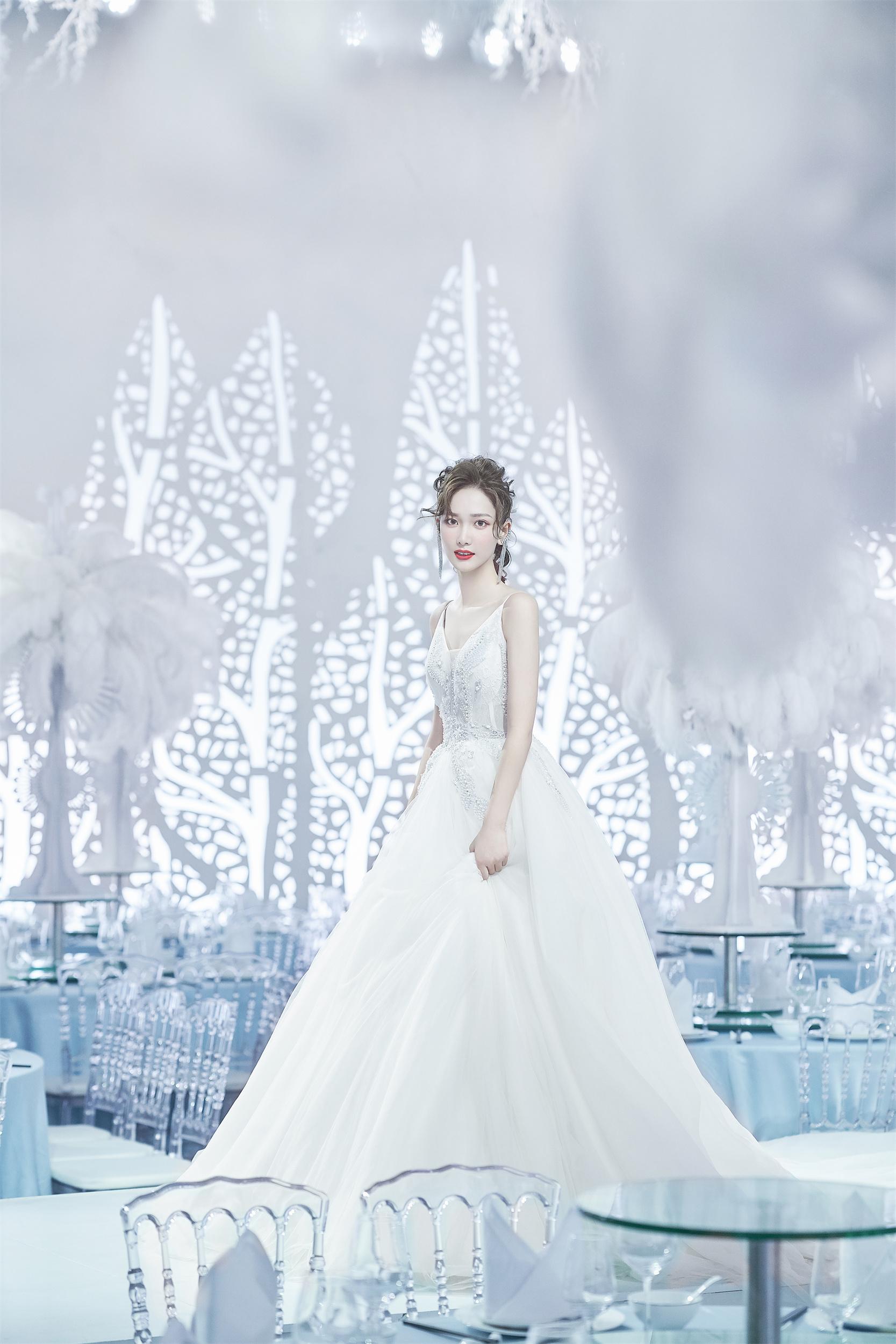 婚慶主持人最新祝福語(yǔ)與探索自然美景之旅，尋找內(nèi)心的平和寧?kù)o