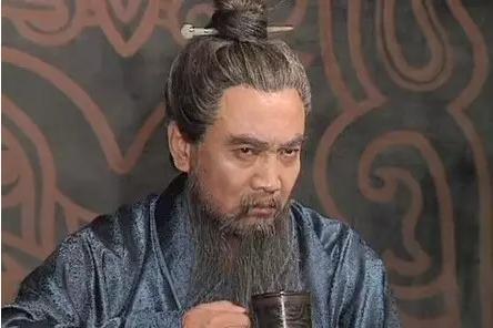 曹操演員揭秘，日常趣事分享與角色背后的故事