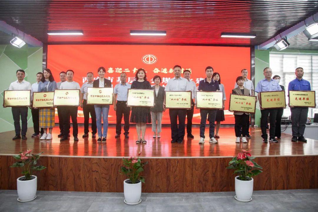 灃京工業(yè)園最新招聘，人才吸引與產(chǎn)業(yè)發(fā)展雙刃劍的挑戰(zhàn)與機(jī)遇