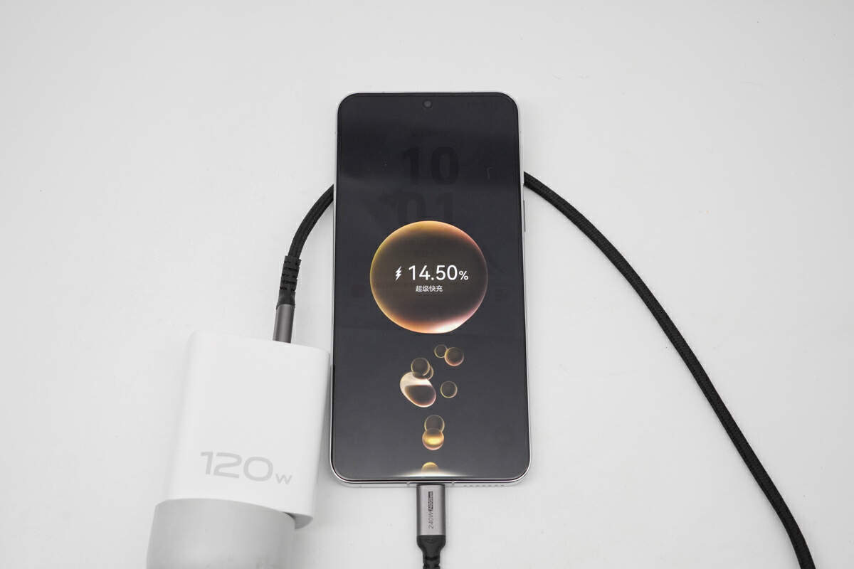 最新快充技術(shù)革新引領(lǐng)未來能源革命，極速充電體驗(yàn)開啟新篇章