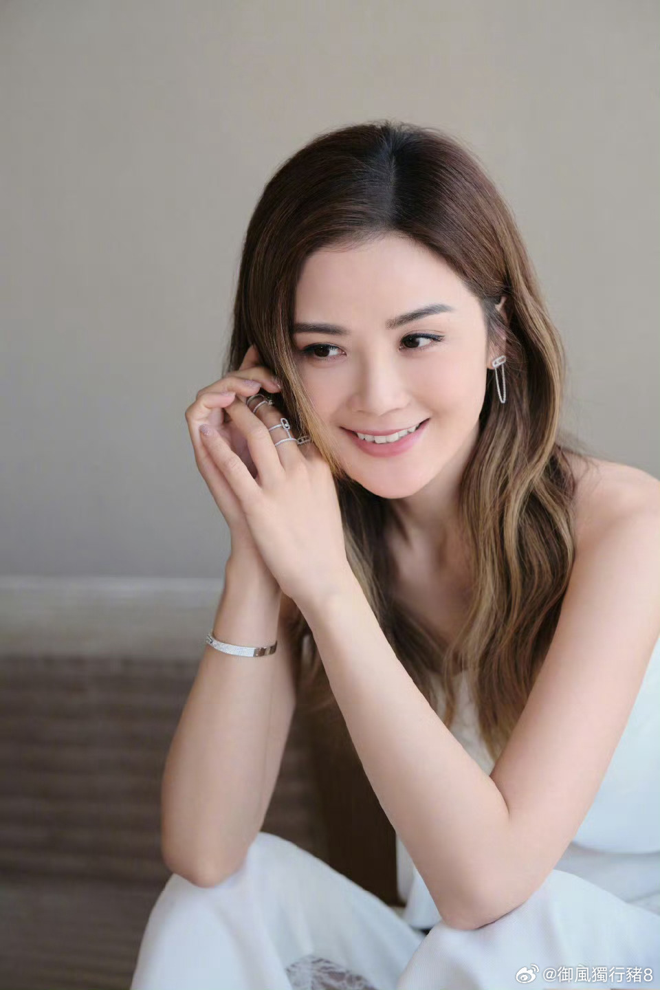 蔡卓妍最新電視劇，時(shí)代之光下的璀璨星辰