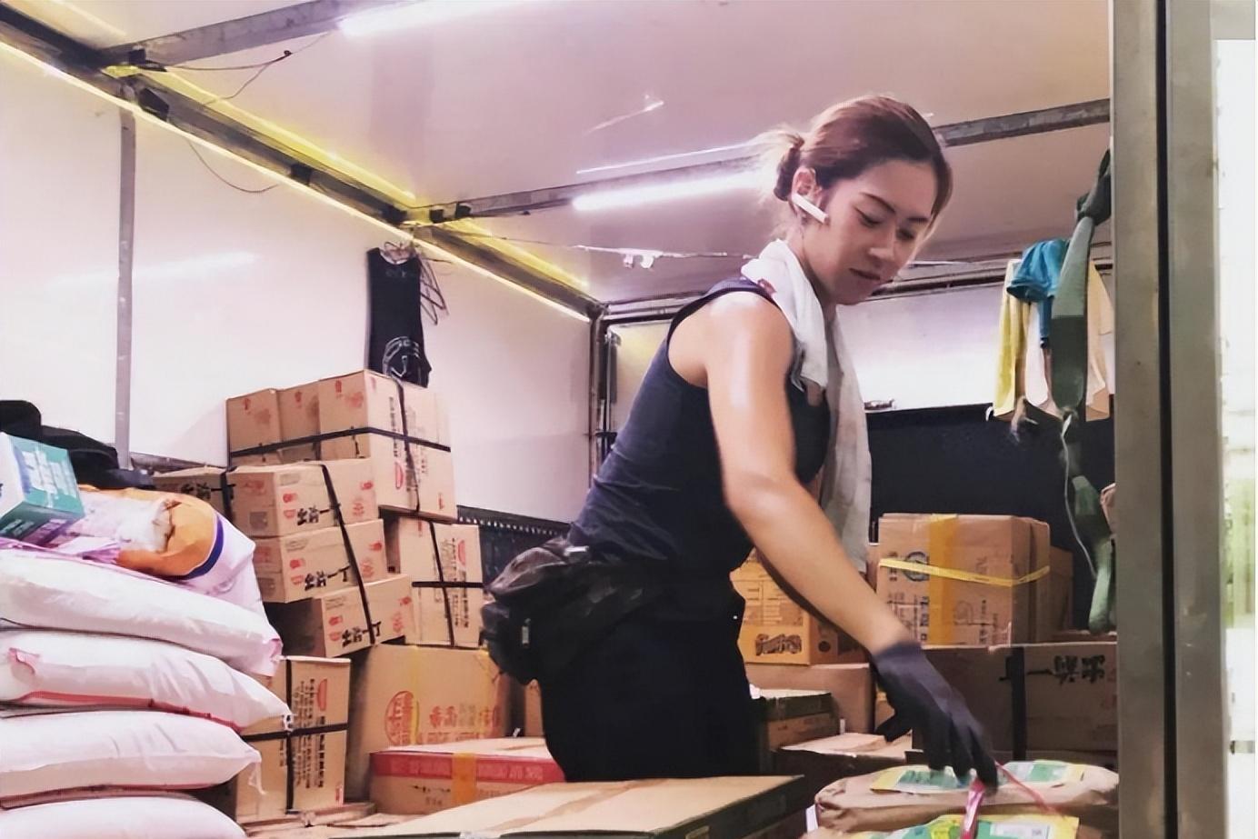 最新島國(guó)搬運(yùn)工，時(shí)代產(chǎn)物還是爭(zhēng)議焦點(diǎn)？