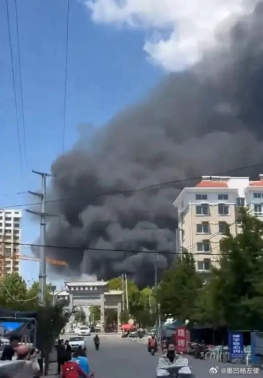 煙臺大火最新動態(tài)，力量與希望的展現(xiàn)——變化中的自信與成就感