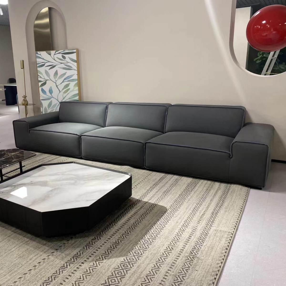 最新款沙發(fā)圖片，展現(xiàn)變化中的學(xué)習(xí)，自信與成就感的源泉