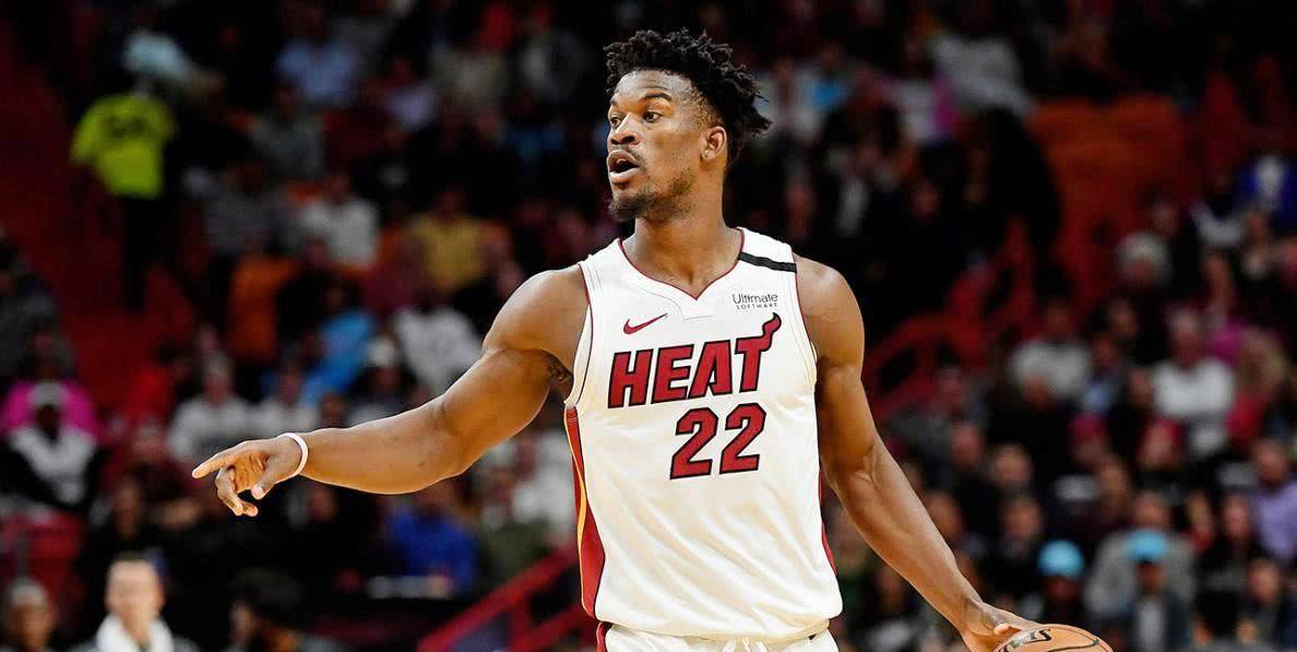 揭秘籃球巨星斯蒂芬·庫里最新合同金額，揭秘新篇章！