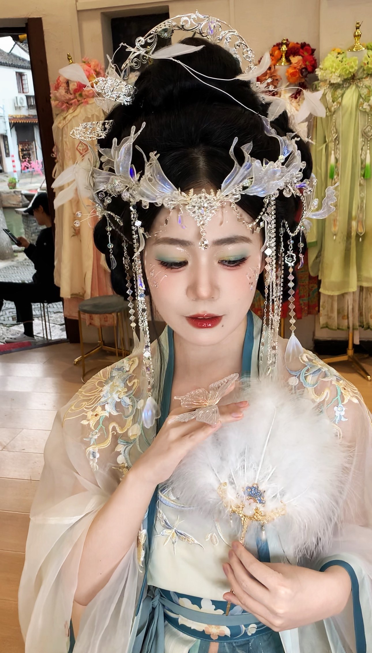 最新古裝造型，回溯背景、影響與地位，引領(lǐng)時尚風(fēng)潮