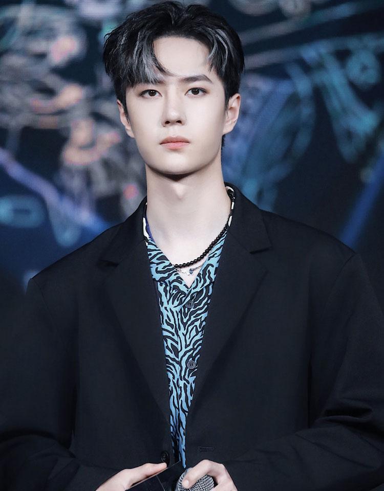 最新挑染發(fā)色觀點(diǎn)論述，時(shí)尚潮流的發(fā)色新選擇