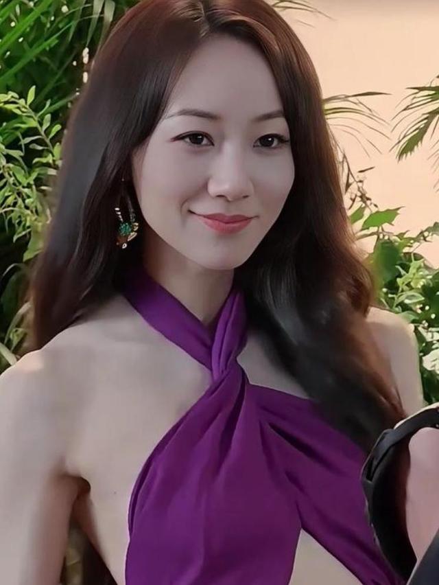 女性頭像時尚潮流演變，最新風(fēng)尚與2025年流行趨勢預(yù)測