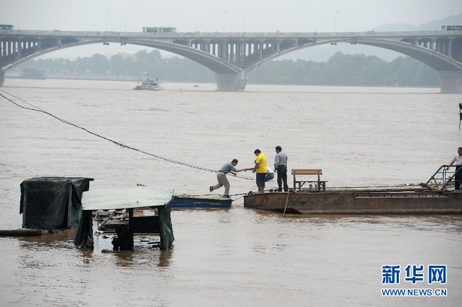 湖南洪水預(yù)警升級(jí)，科技守護(hù)家園，智能預(yù)警重塑未來(lái)