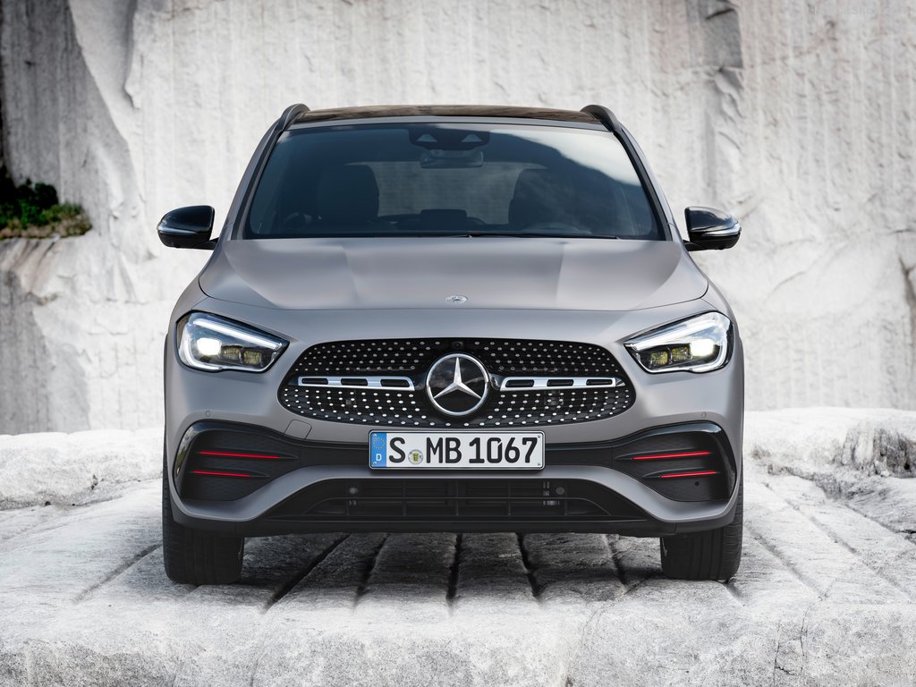 奔馳GLA最新報(bào)價(jià)，豪華入門(mén)之選，驚喜連連！