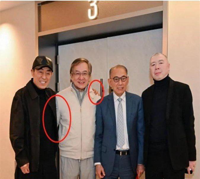 成龍最新動(dòng)態(tài)揭秘，小巷深處的驚喜探索之旅（2025年）