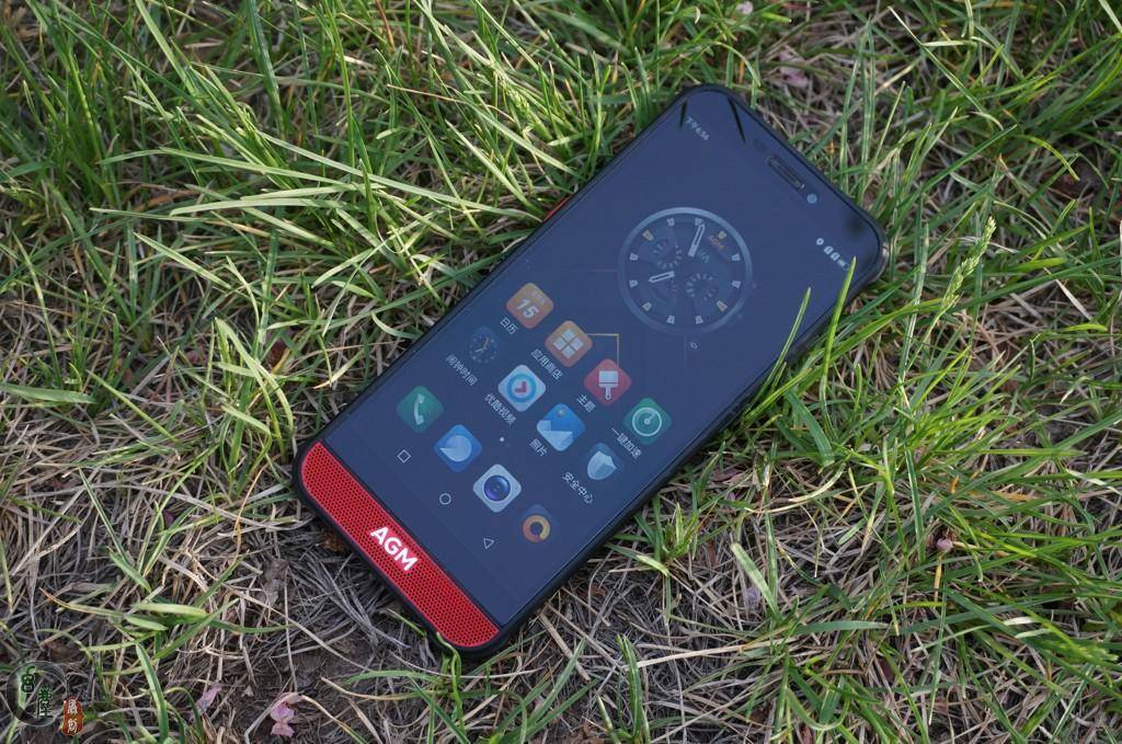 重磅新品手機(jī)亮相，科技魅力一網(wǎng)打盡！