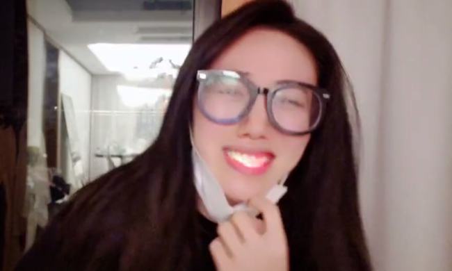 小董最新潮流風(fēng)采揭秘，引領(lǐng)潮流魅力無(wú)限！